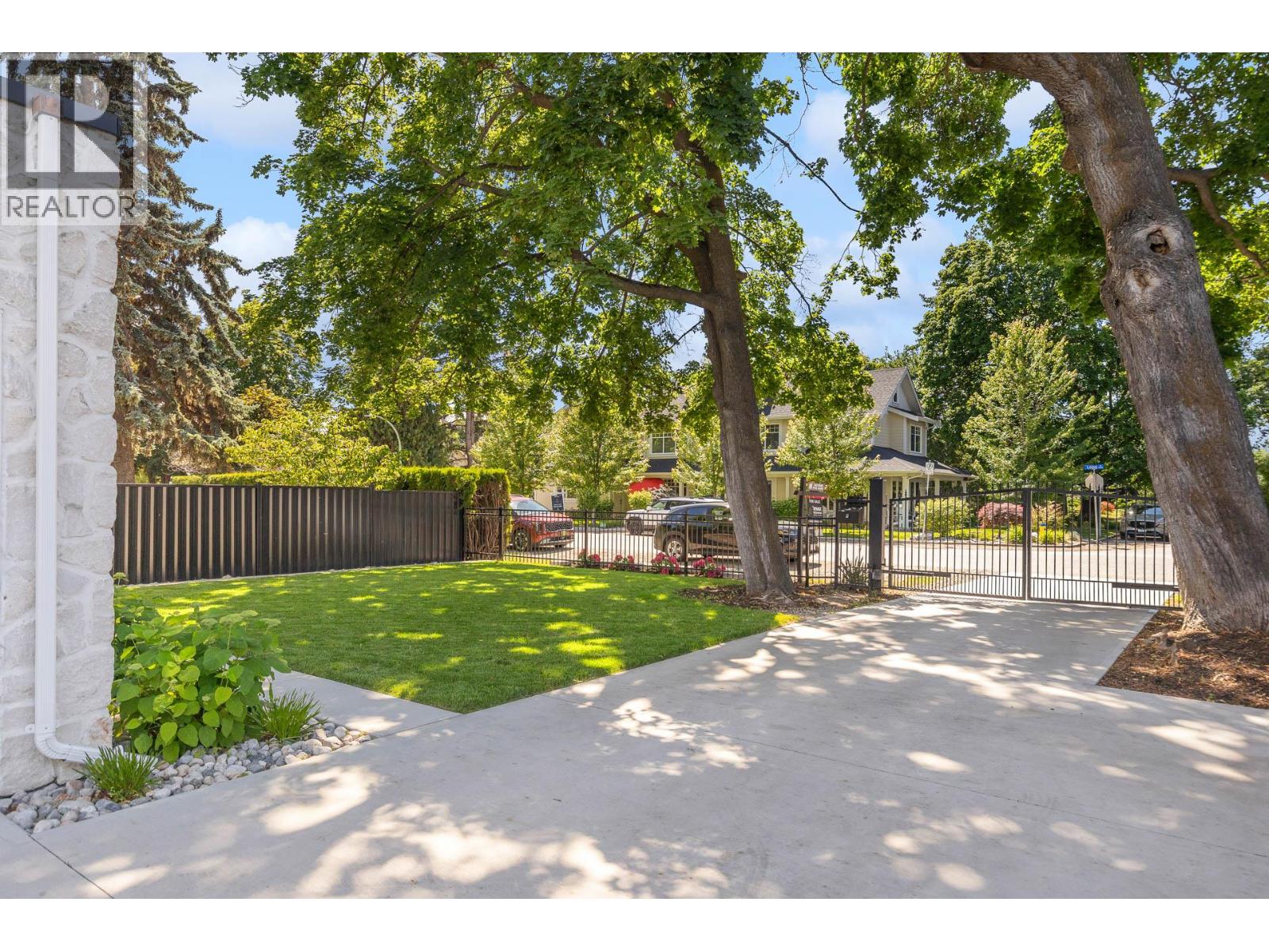 2053 Long Street - 4