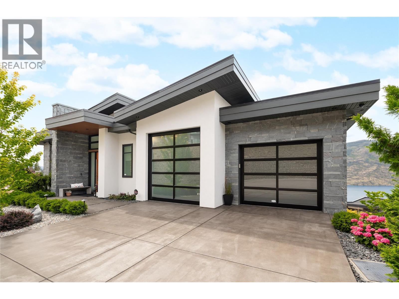  602 Clifton Court, Kelowna