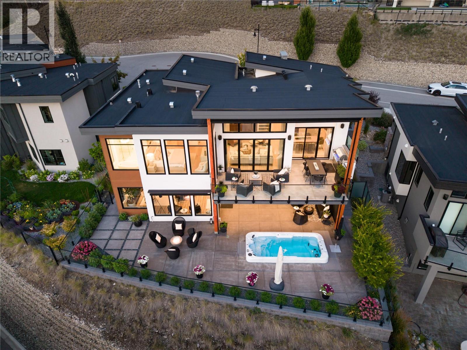  602 Clifton Court, Kelowna