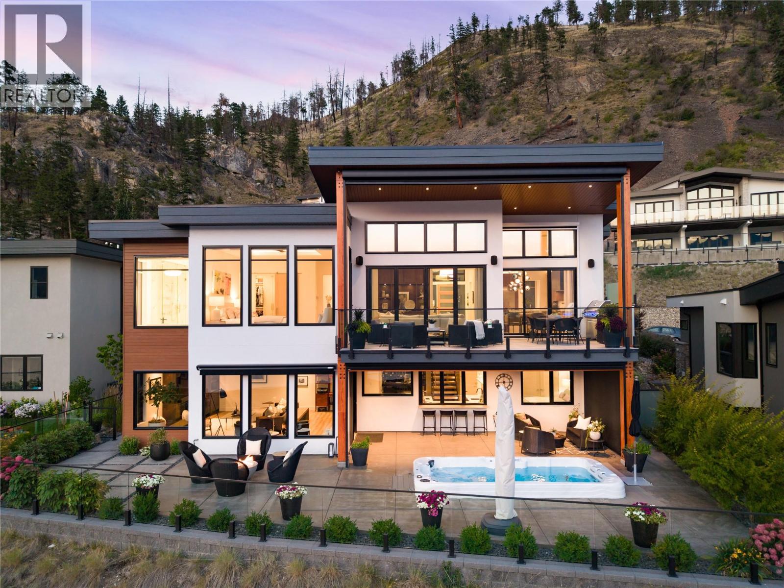  602 Clifton Court, Kelowna
