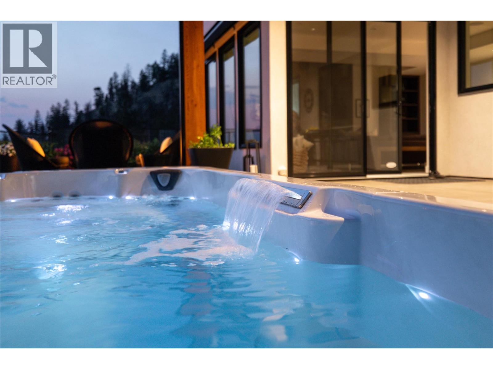 602 Clifton Court, Kelowna