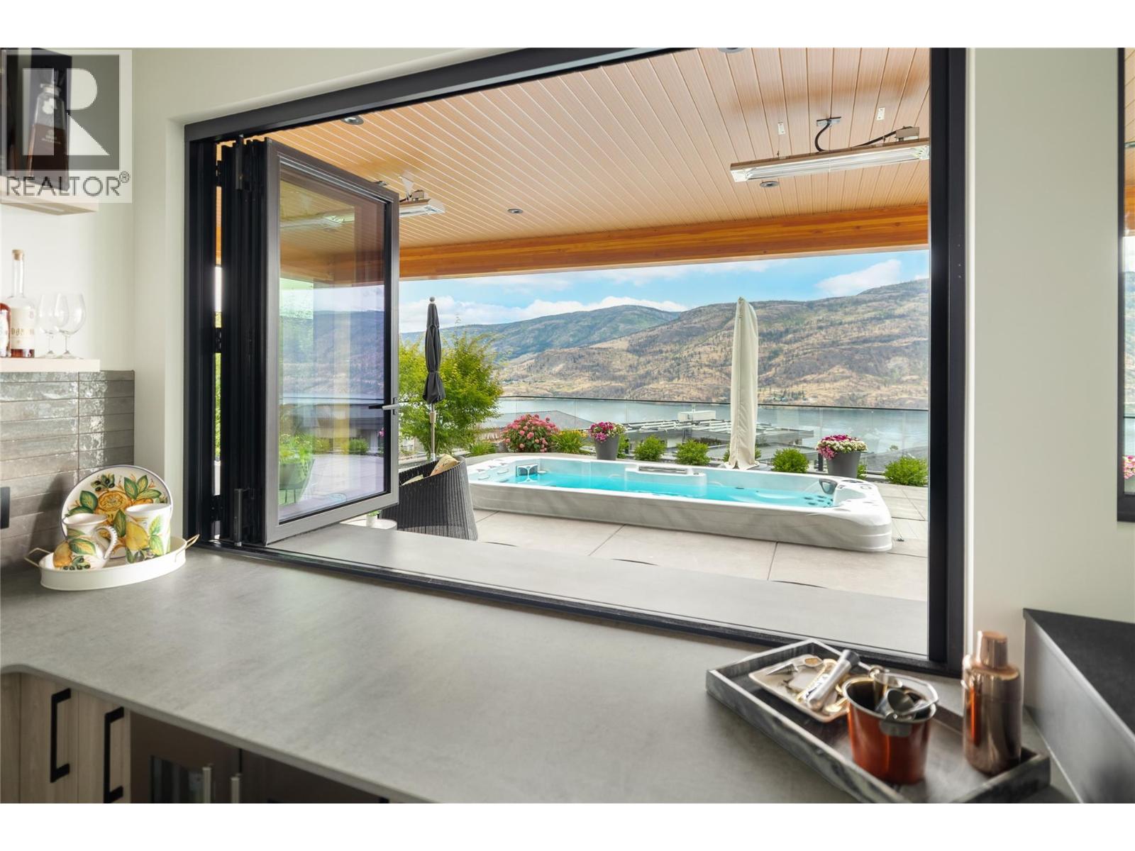  602 Clifton Court, Kelowna