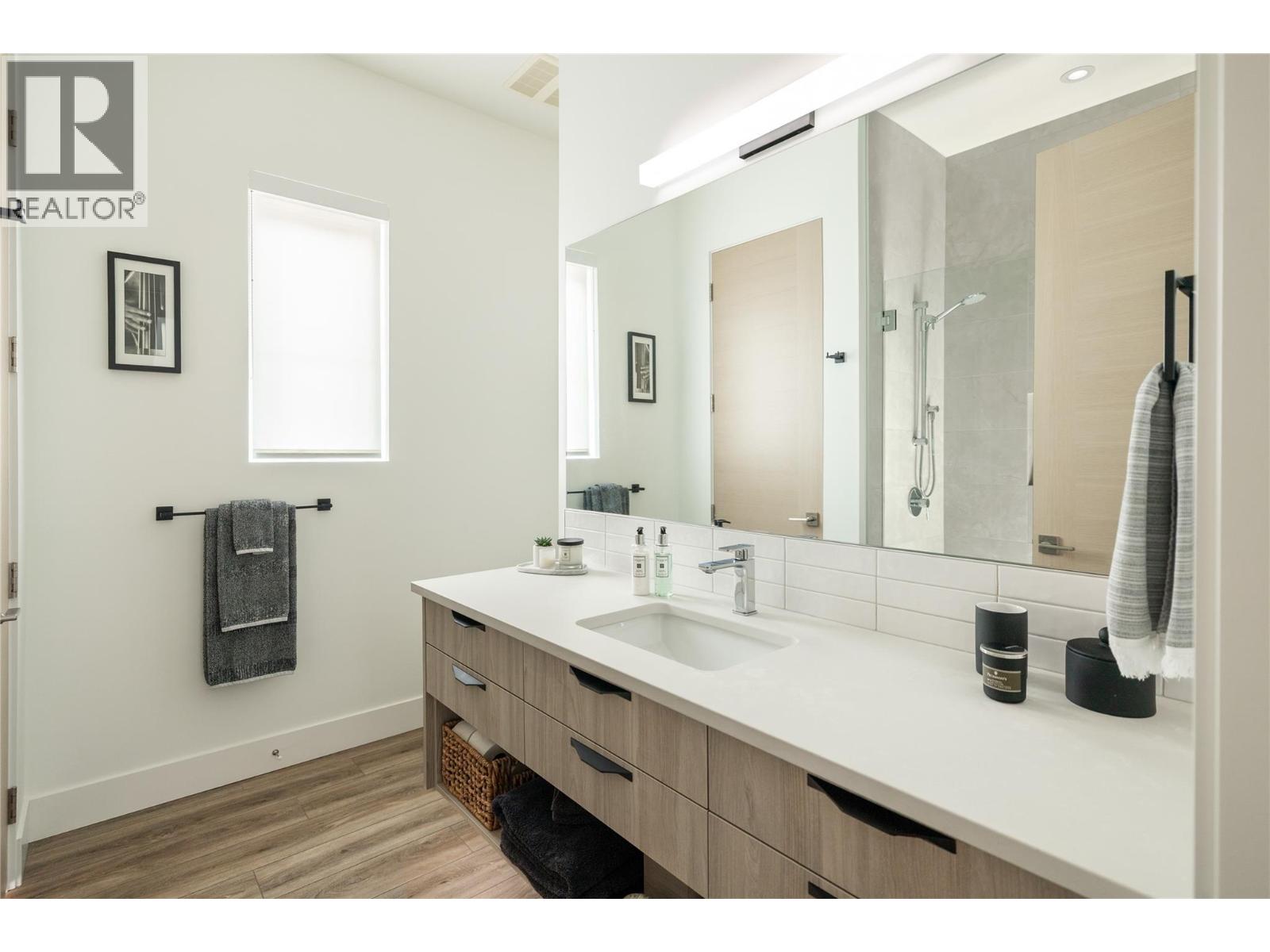  602 Clifton Court, Kelowna