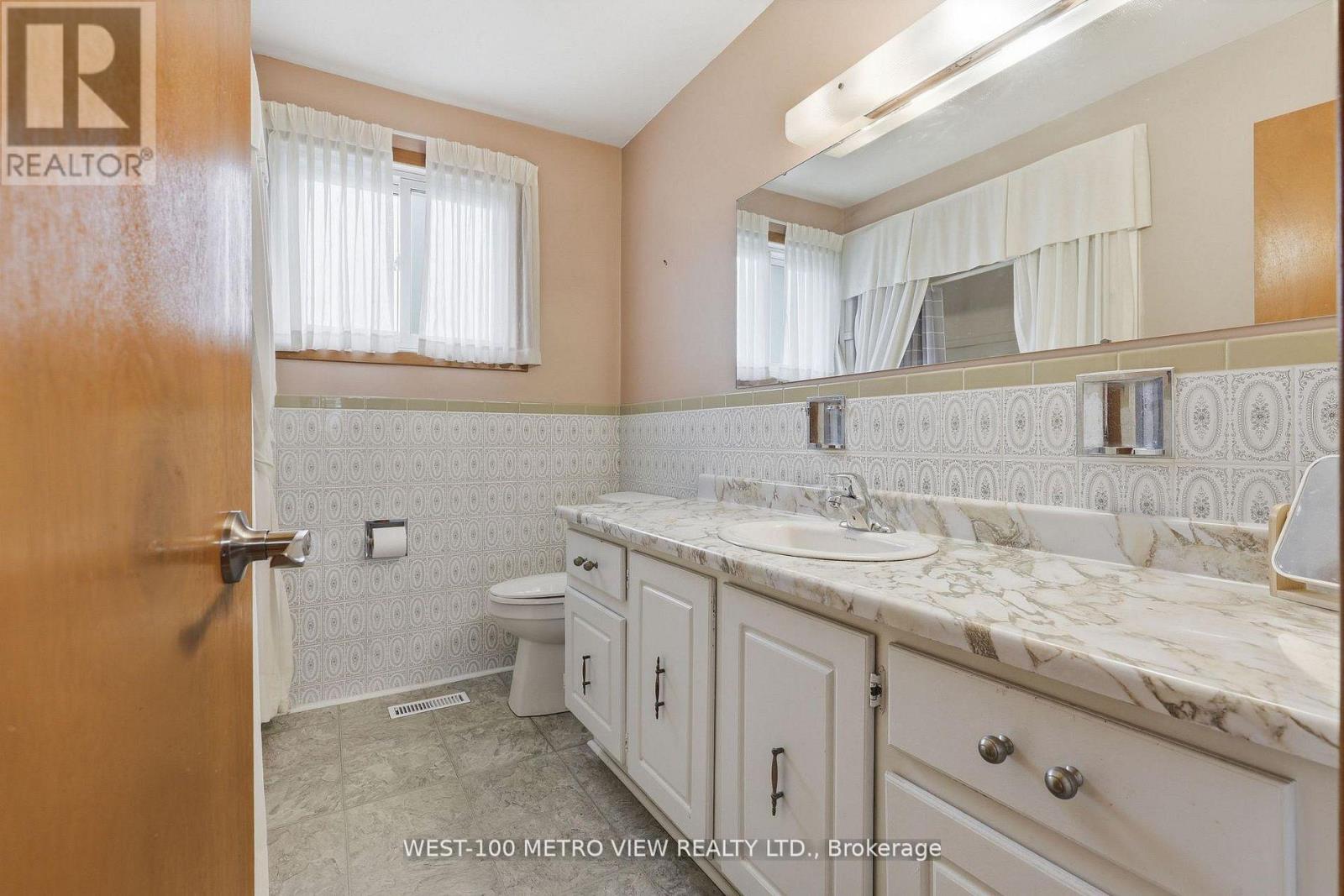 3099 BENTWORTH DRIVE - 22