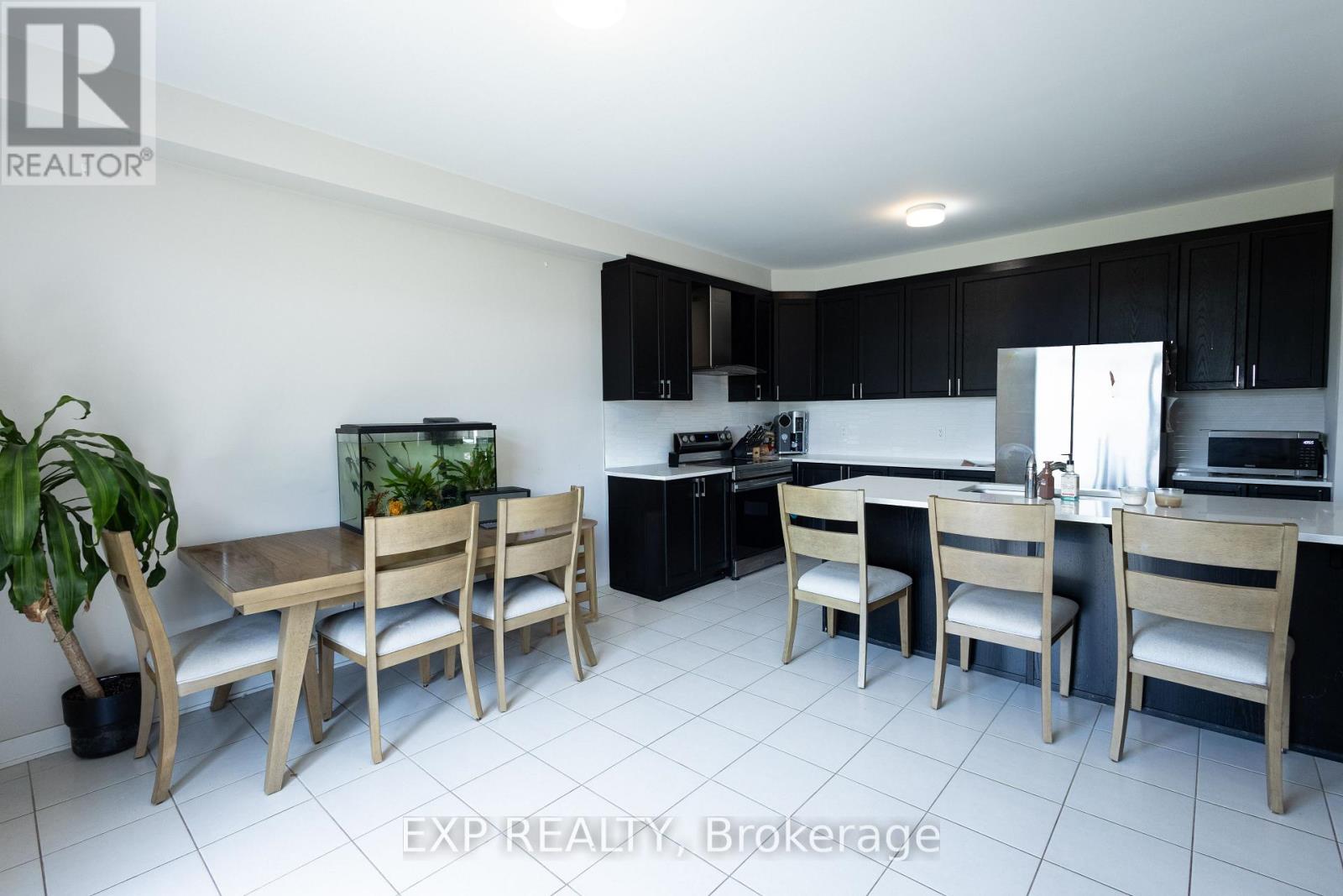 4 Bed, 3 Bath House for Rent in Ottawa – 1038 SHOWMAN STREET, Ottawa – MLS# X13530400 - Image 7