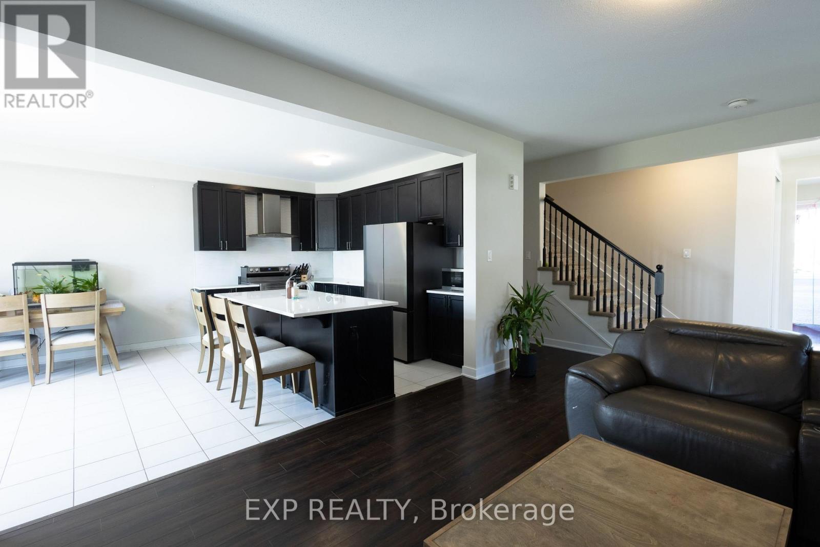4 Bed, 3 Bath House for Rent in Ottawa – 1038 SHOWMAN STREET, Ottawa – MLS# X13530400 - Image 4