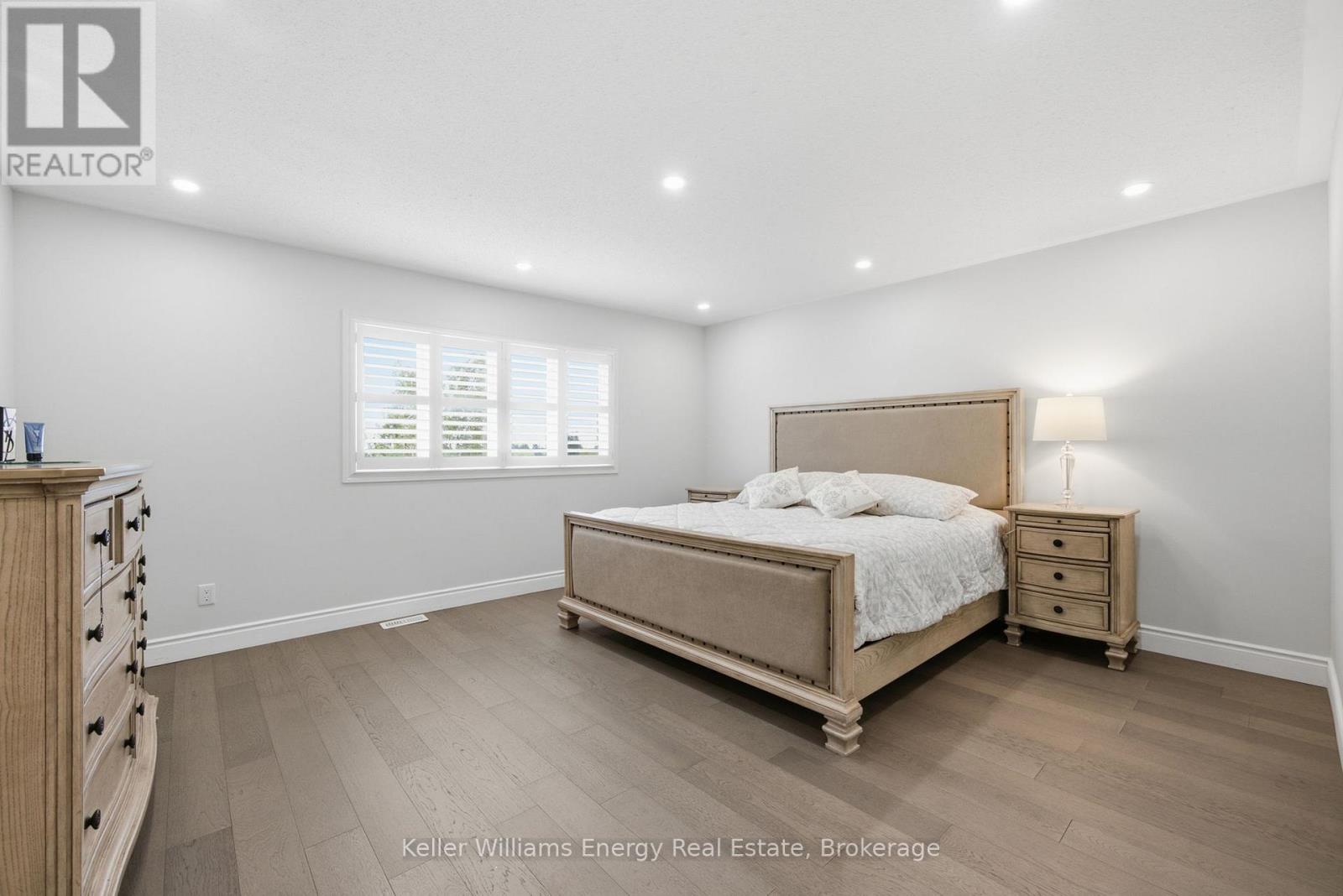 26 SUNDERLAND MEADOWS DRIVE - 17