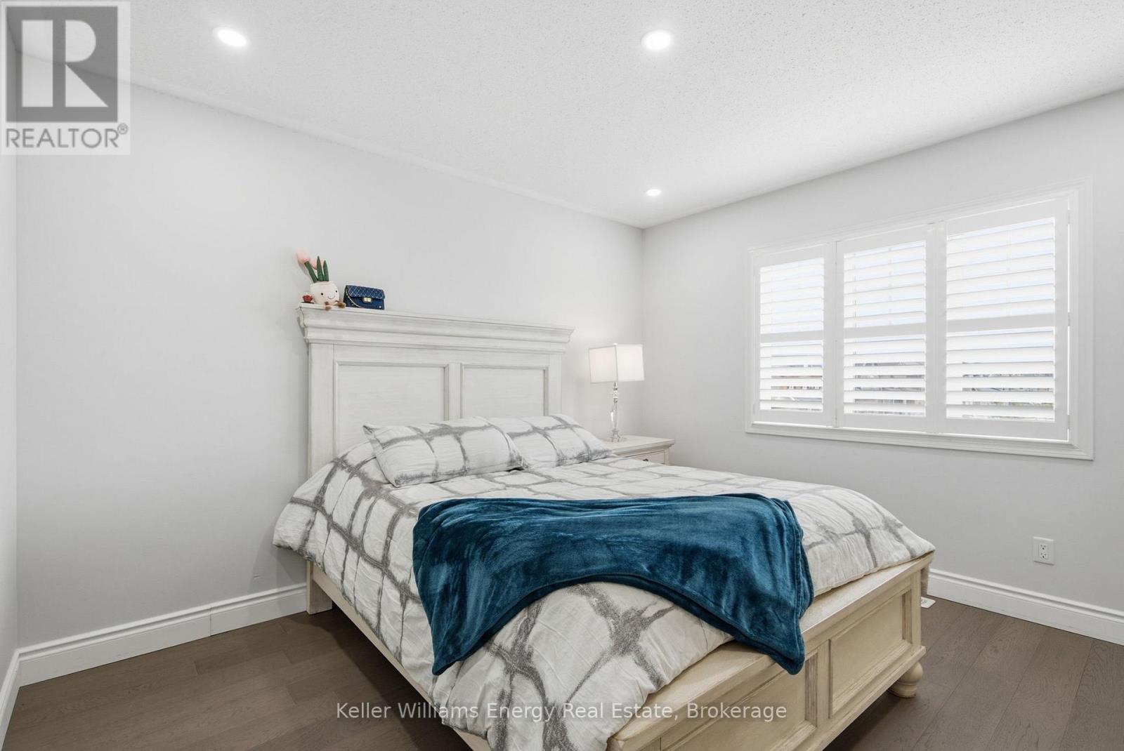 26 SUNDERLAND MEADOWS DRIVE - 27