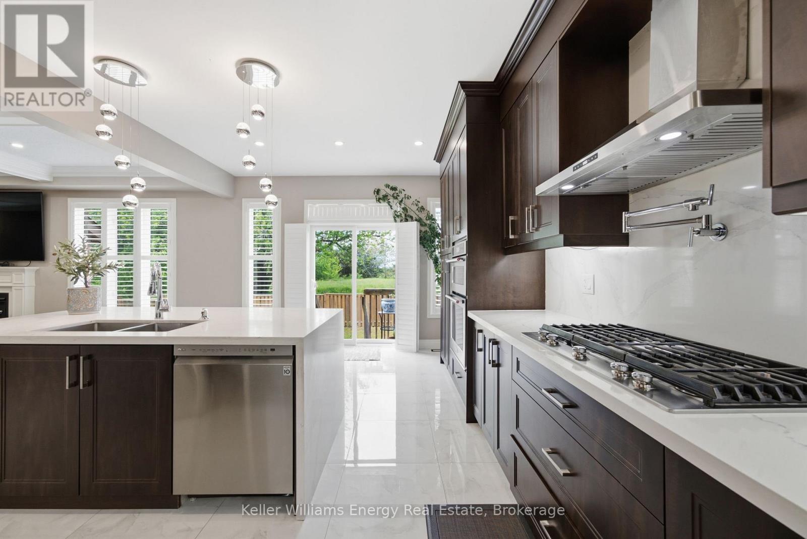 26 SUNDERLAND MEADOWS DRIVE - 5