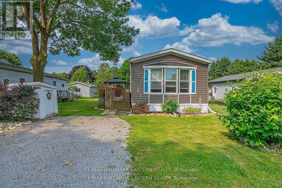 6 HILLVIEW DRIVE - 2