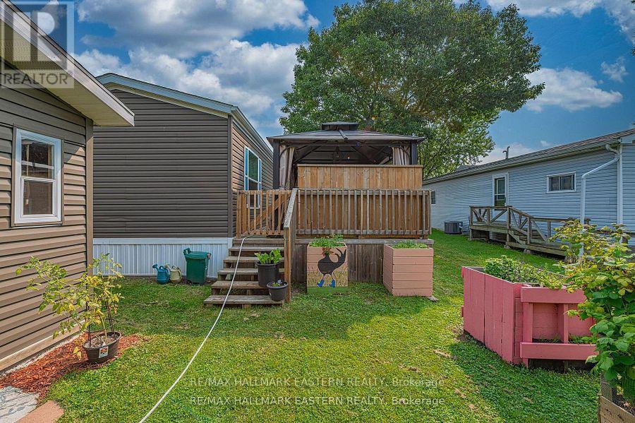 6 HILLVIEW DRIVE - 27