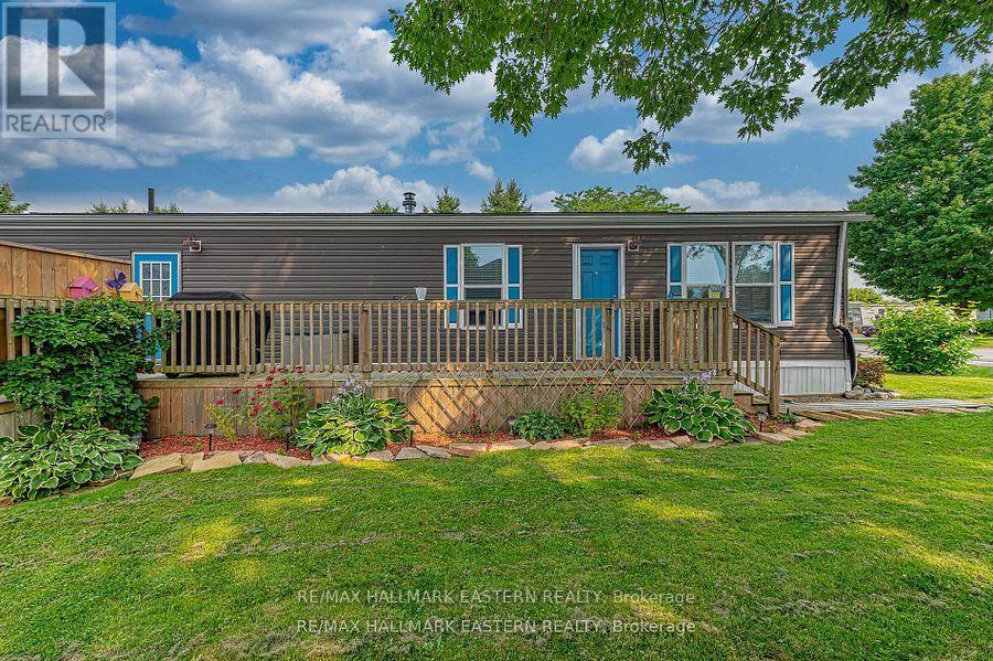 6 HILLVIEW DRIVE - 30