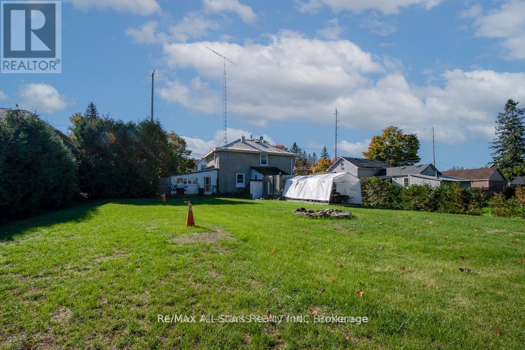 1463 HIGHWAY 7A - 40