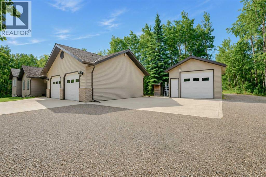 5, 711058 Range Road 64 - 33