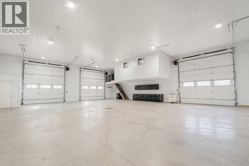 5, 711058 Range Road 64 - 42