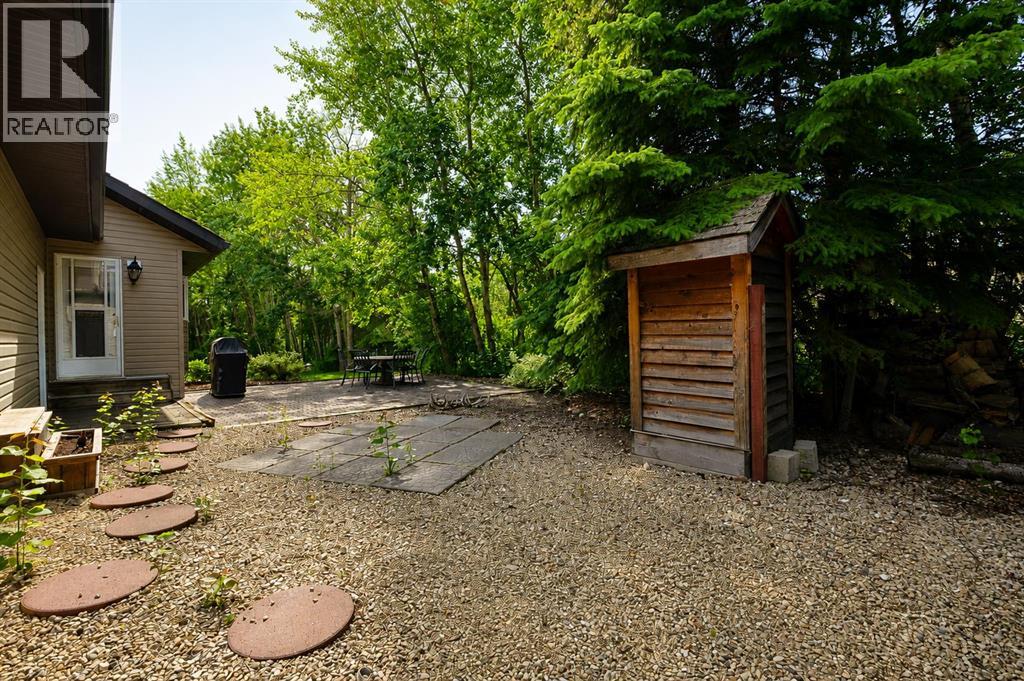 5, 711058 Range Road 64 - 38
