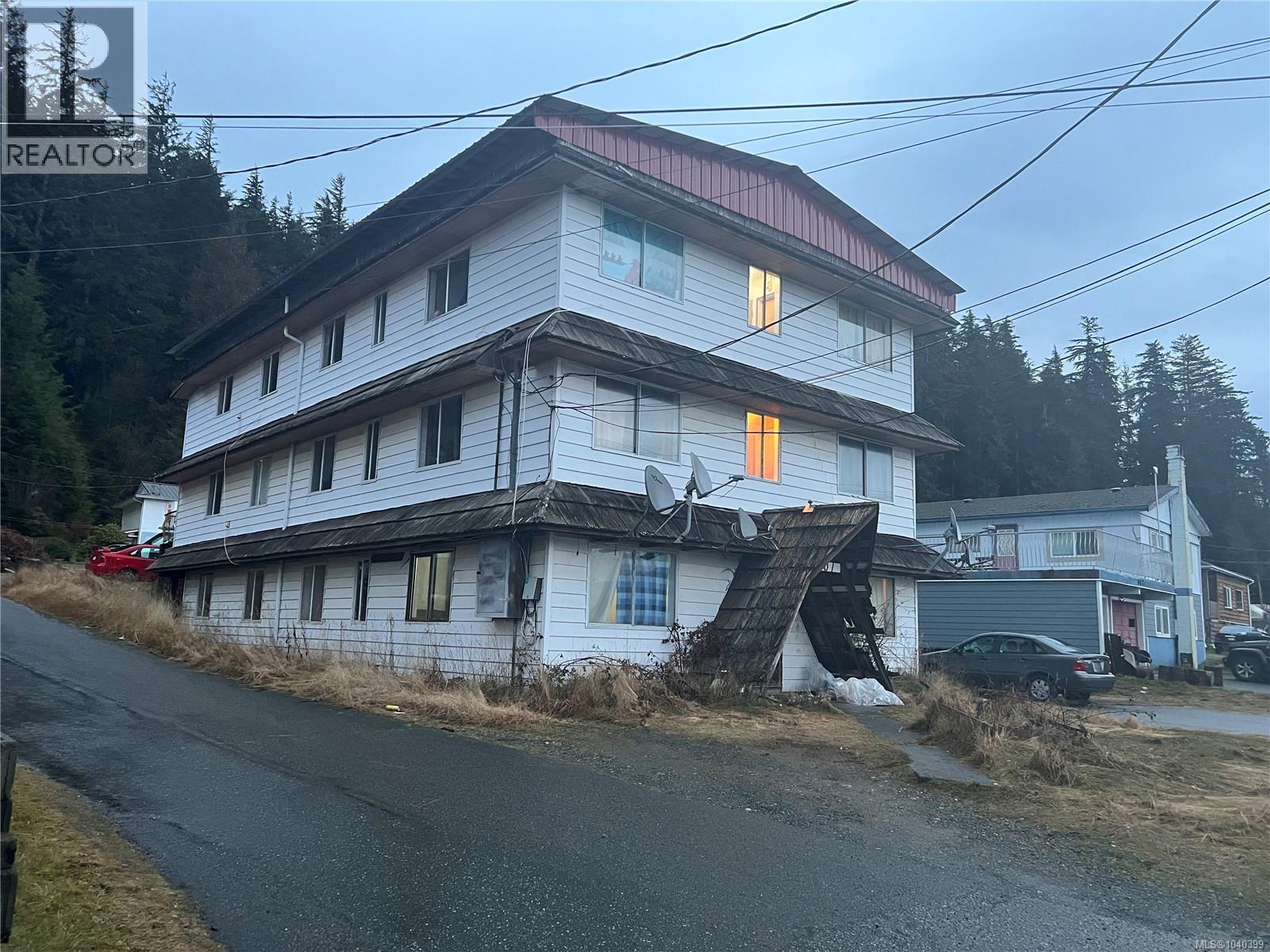 601 Fir St - 3
