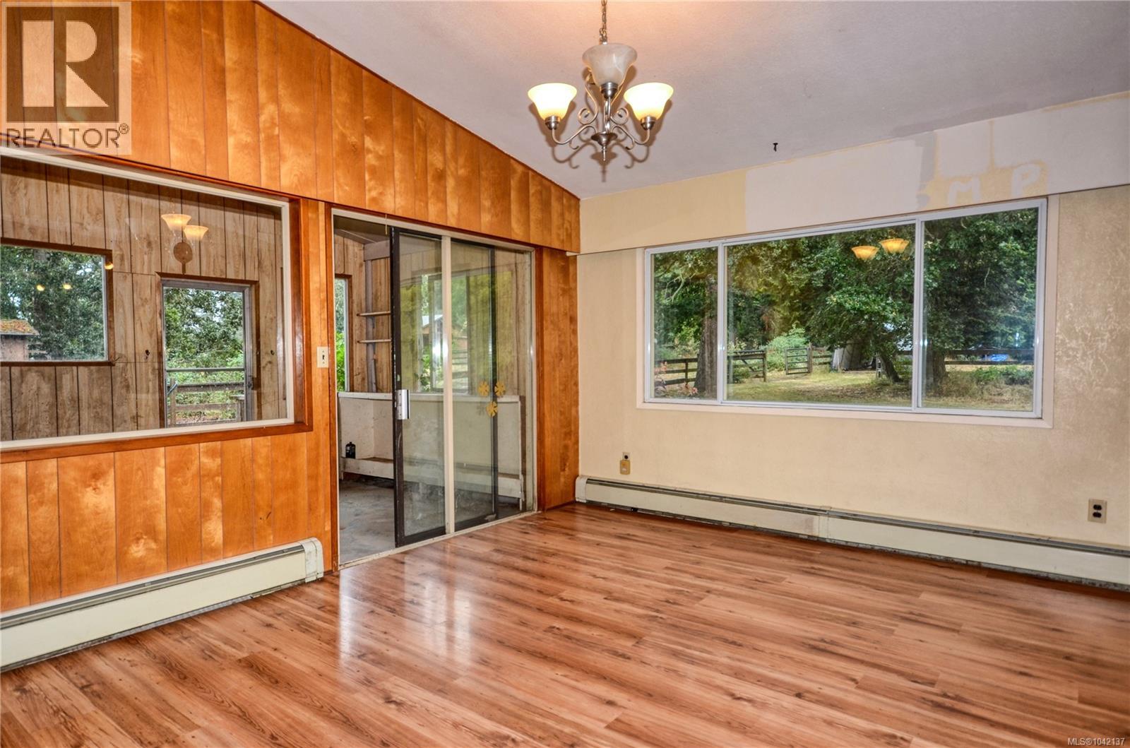 1160 Wain Rd, North Saanich