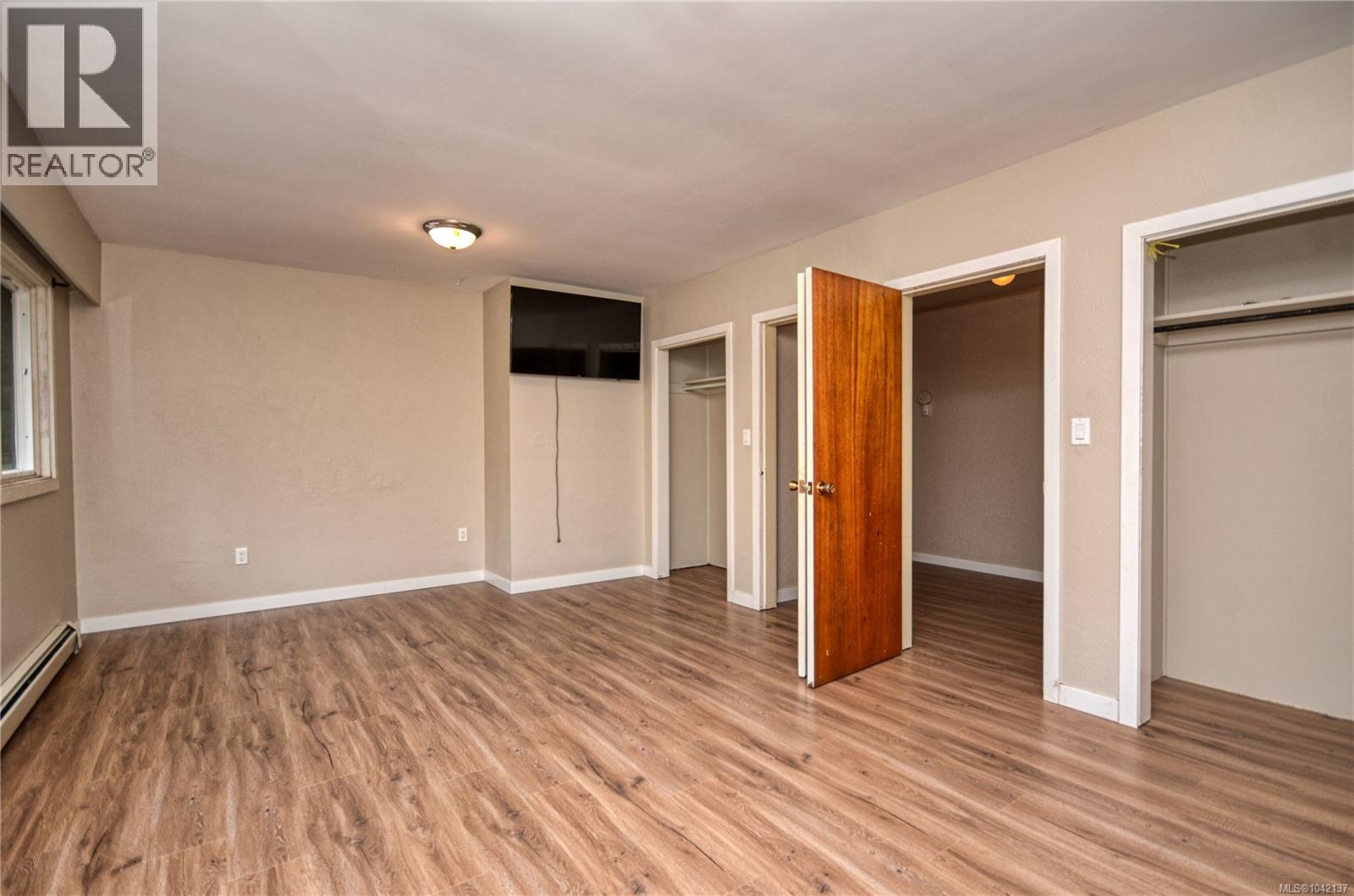 1160 Wain Rd, North Saanich
