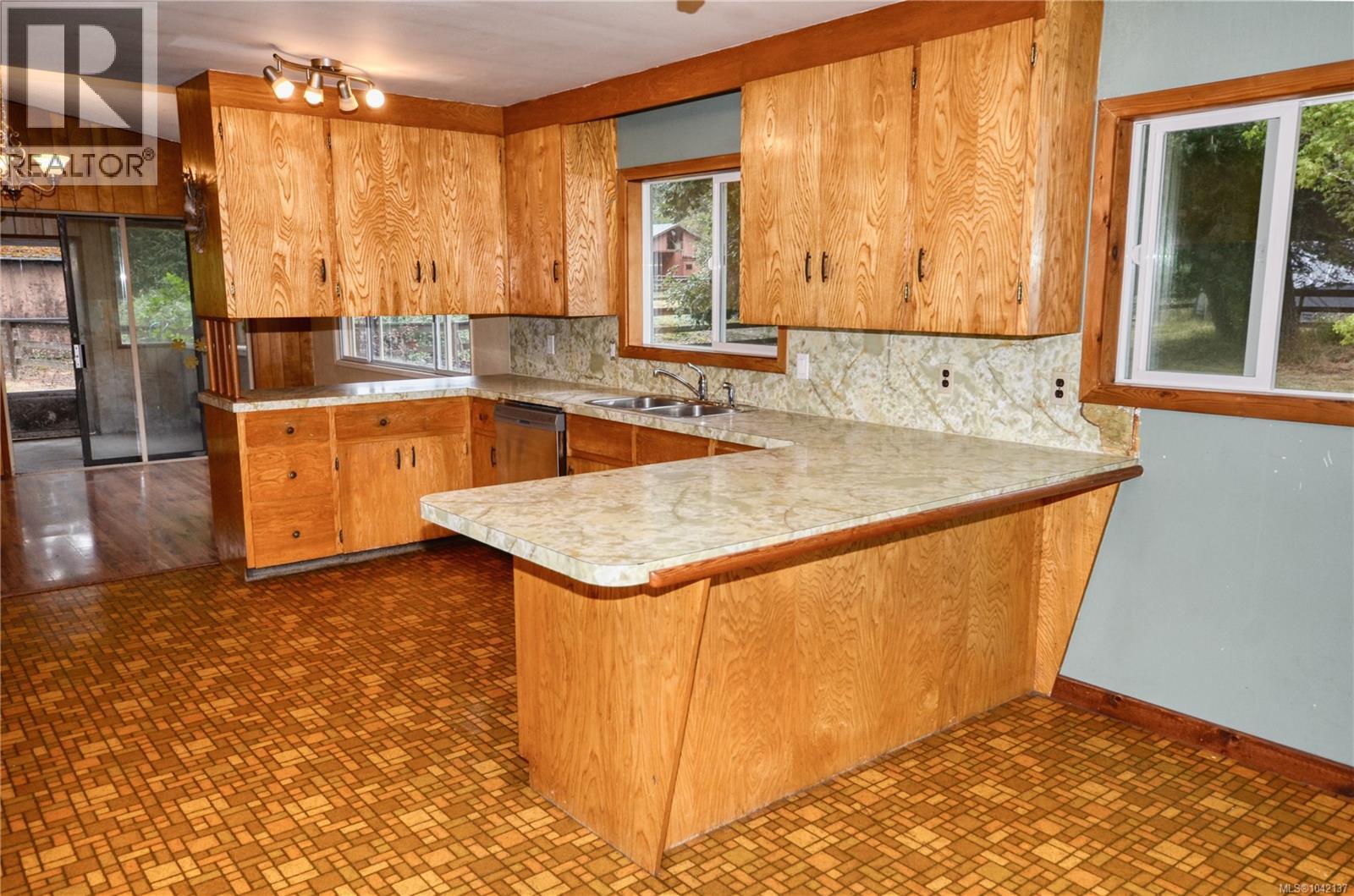 1160 Wain Rd, North Saanich