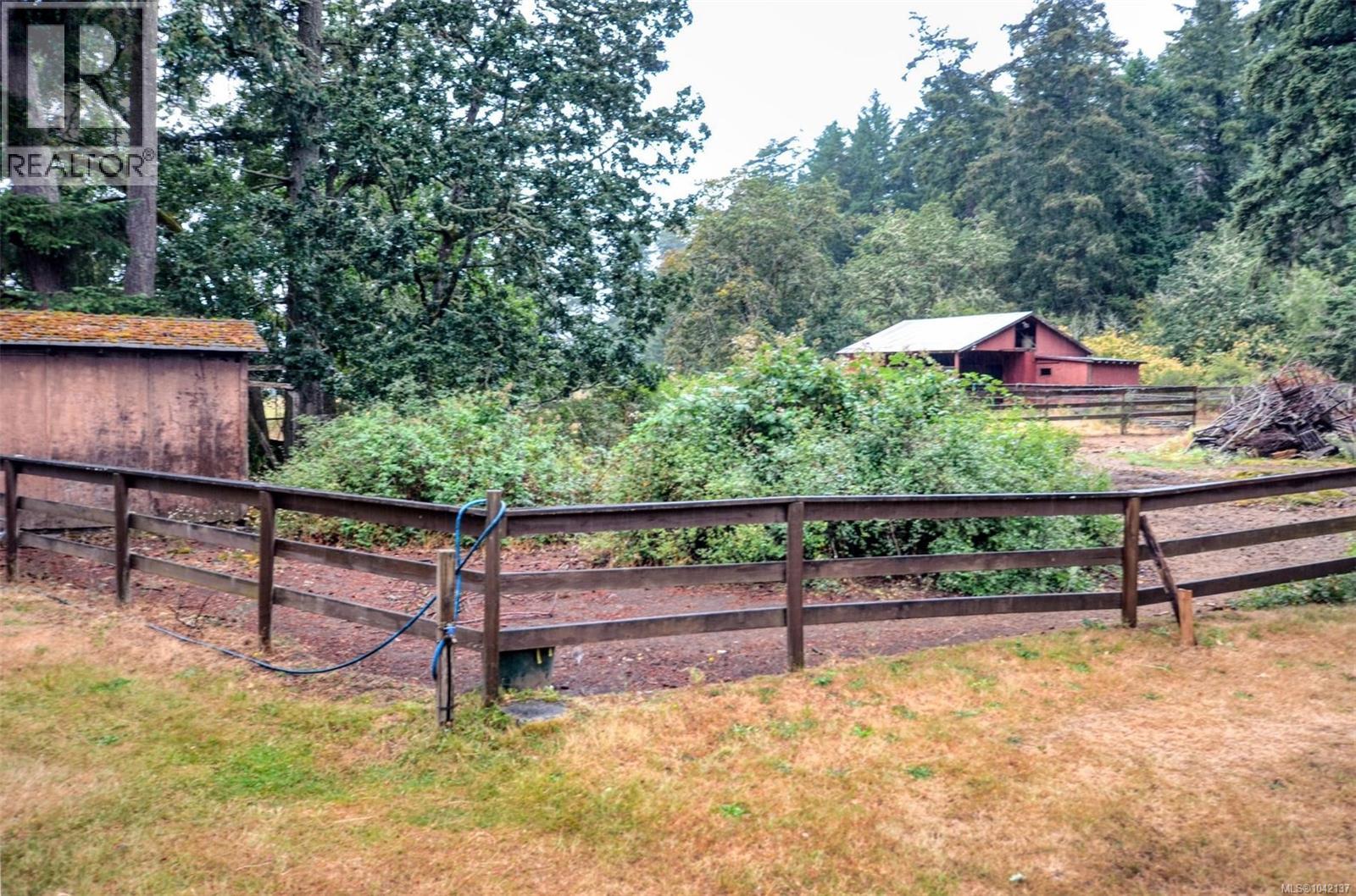 1160 Wain Rd, North Saanich