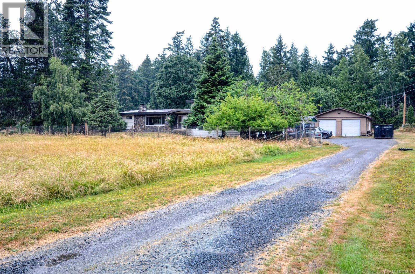 1160 Wain Rd, North Saanich