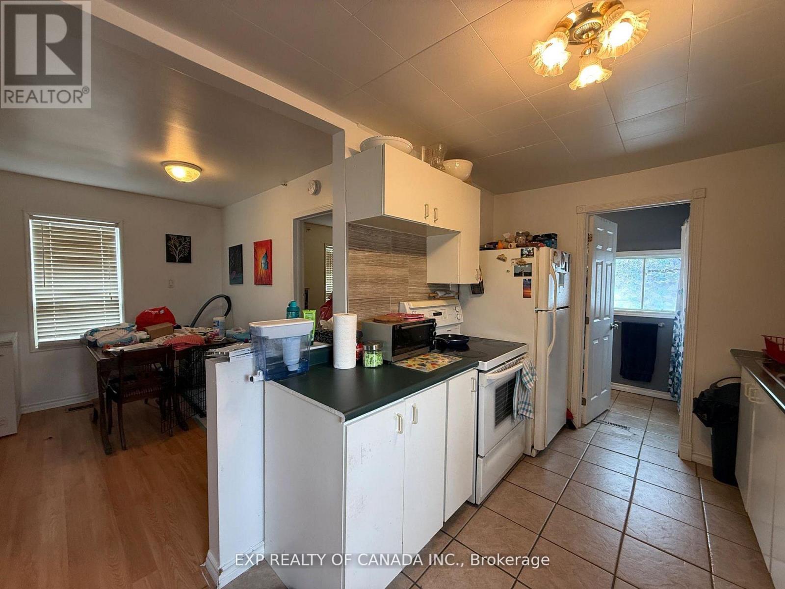 170 KENT AVENUE - 7
