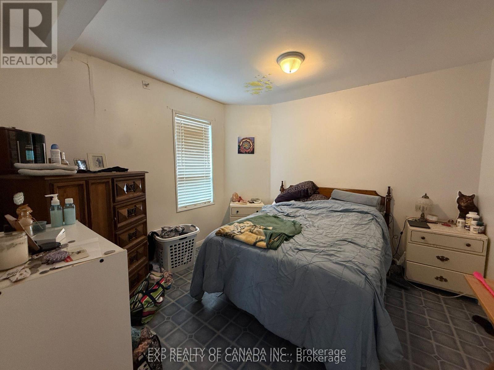 170 KENT AVENUE - 9