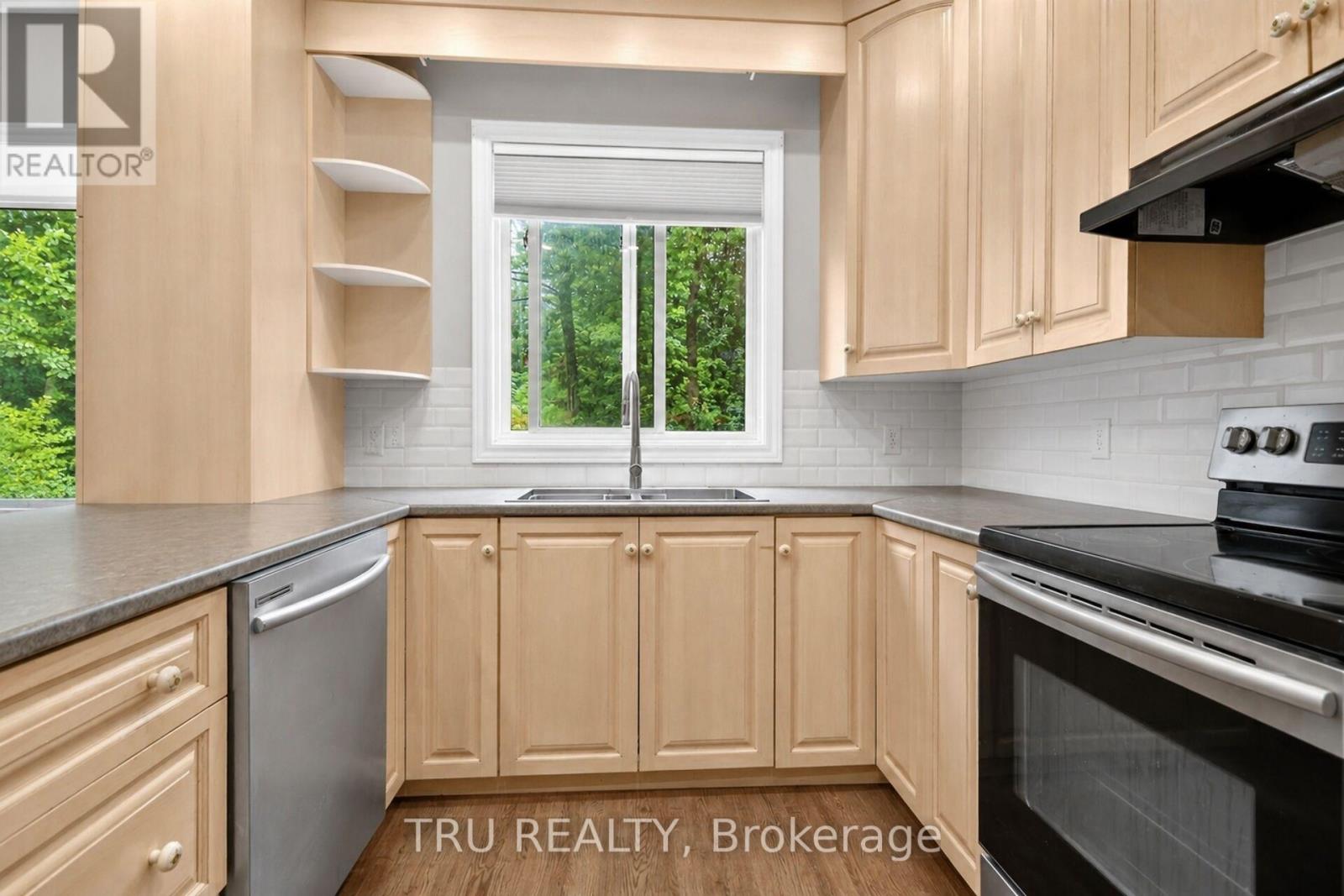 4 Bed, 2 Bath House for Rent in Ottawa – 2376 KINBURN SIDE ROAD, Ottawa – MLS# X13533196 - Image 13