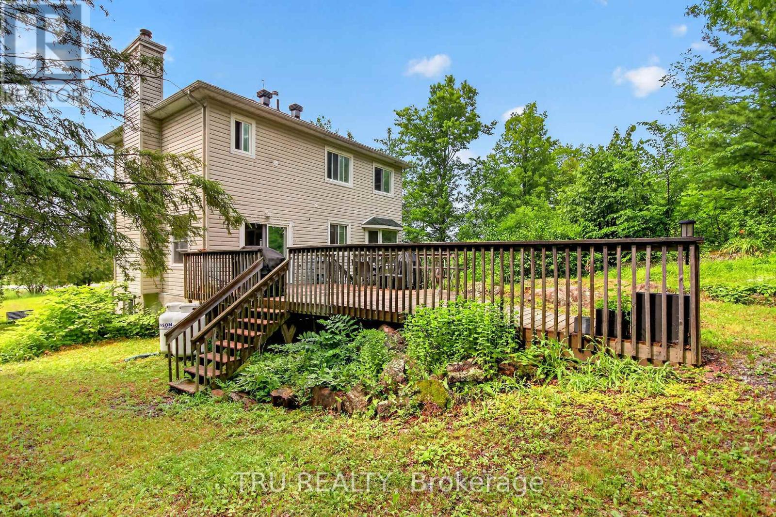 4 Bed, 3 Bath House for Rent in Ottawa – 2376 KINBURN SIDE ROAD, Ottawa – MLS# X13533196 - Image 48