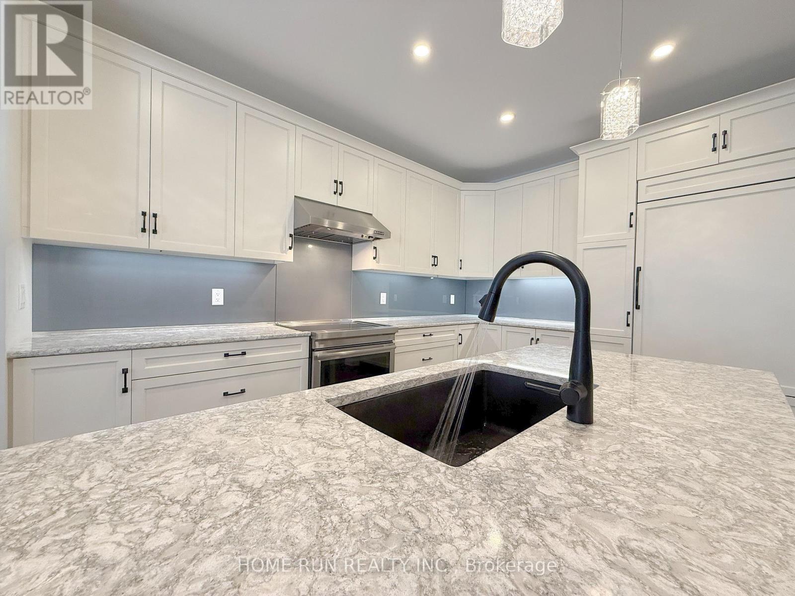 322 LYSANDER PLACE - 11