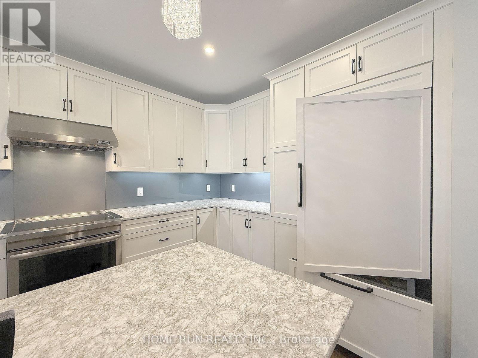 322 LYSANDER PLACE - 12