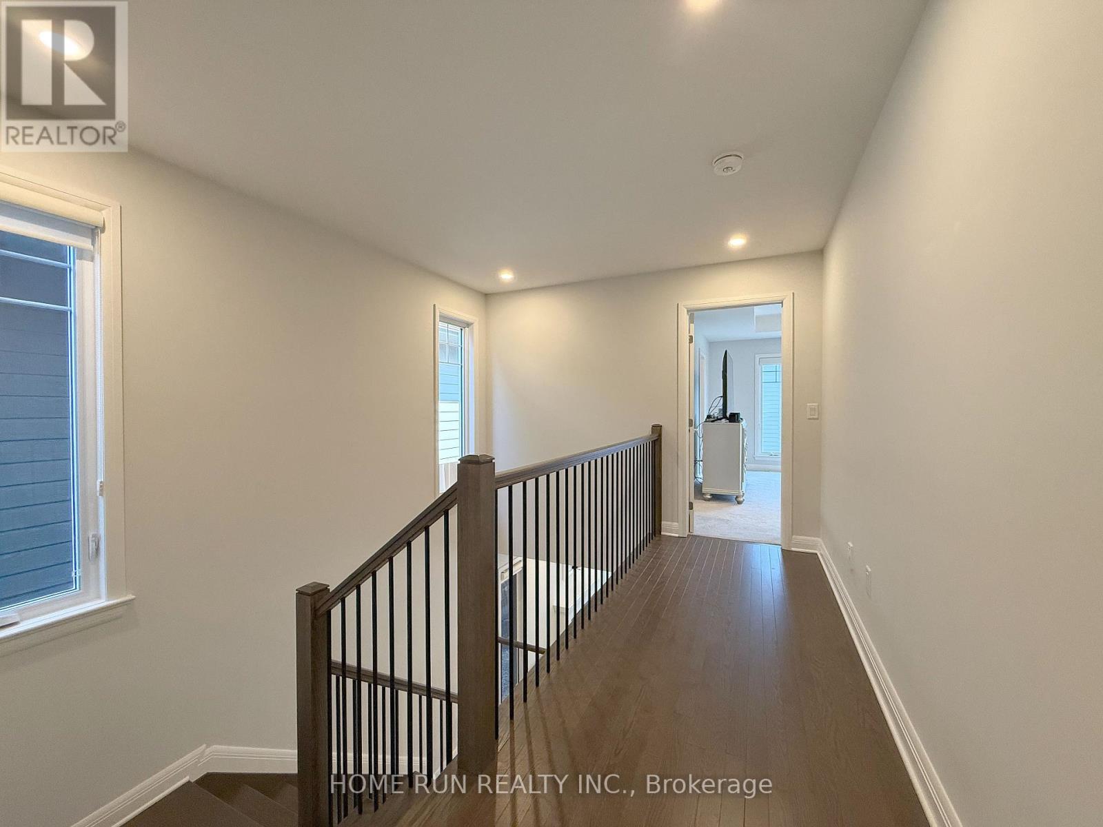 322 LYSANDER PLACE - 26