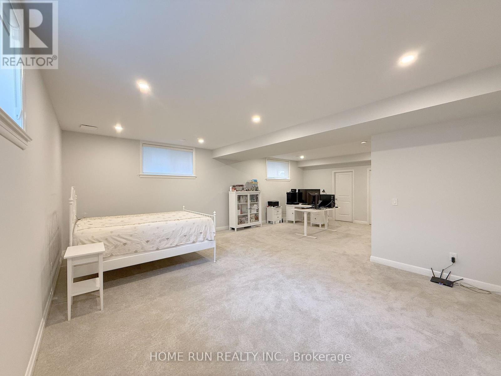 322 LYSANDER PLACE - 45