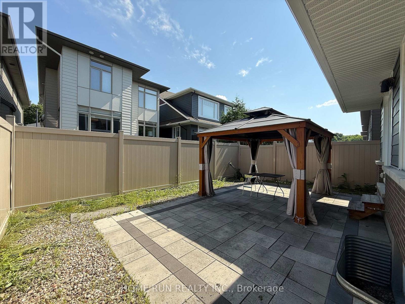 322 LYSANDER PLACE - 48