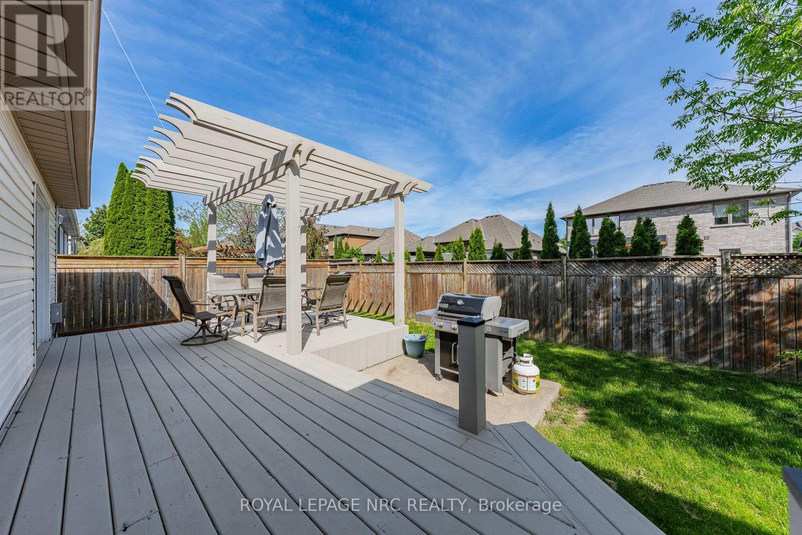 1052 VANSICKLE ROAD N - 36