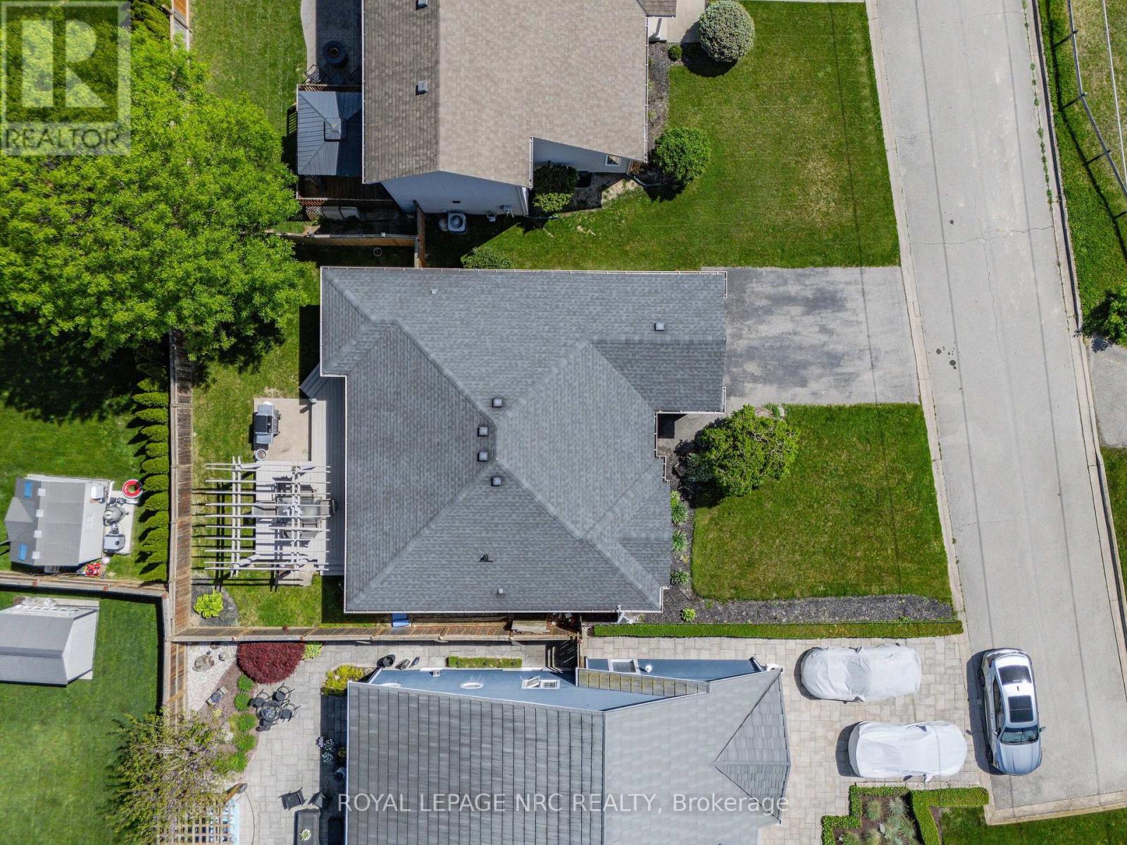 1052 VANSICKLE ROAD N - 43