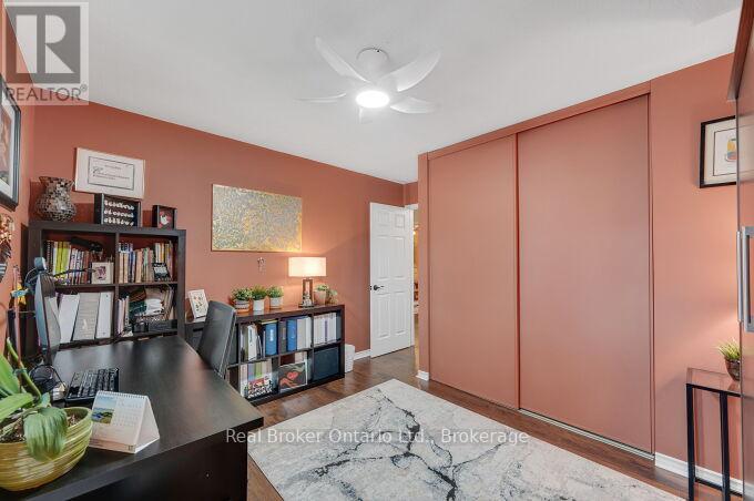 4162 SUTHERLAND CRESCENT - 20