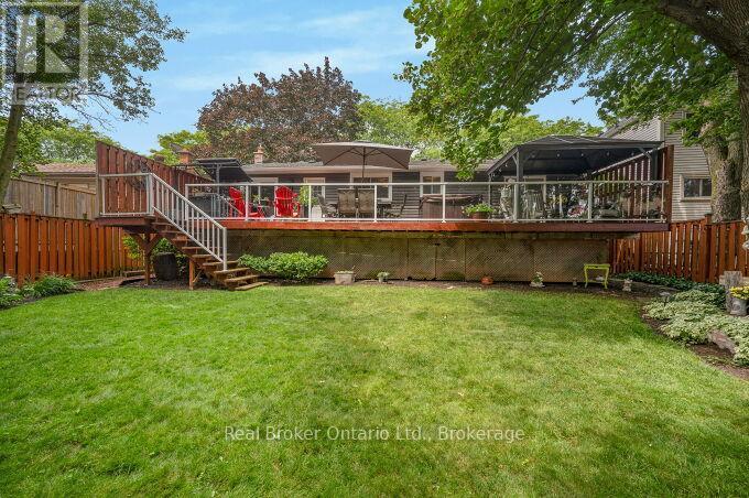 4162 SUTHERLAND CRESCENT - 29