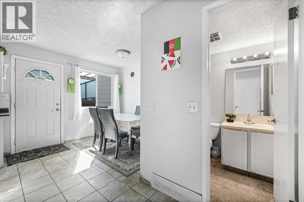 436 Templewood Place NE - 16