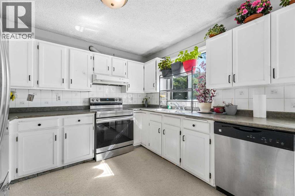 436 Templewood Place NE - 20