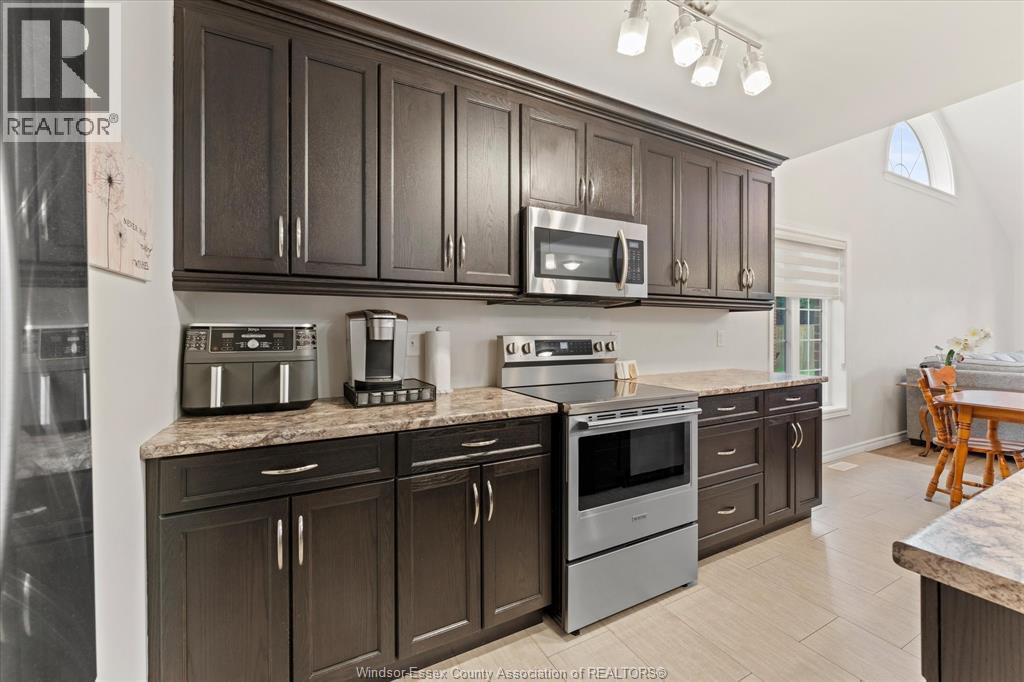 357 BOISMIER AVENUE - 10