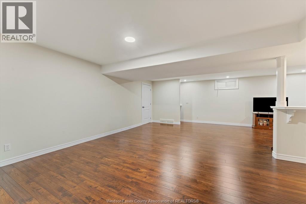 357 BOISMIER AVENUE - 26