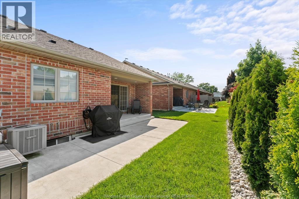357 BOISMIER AVENUE - 32