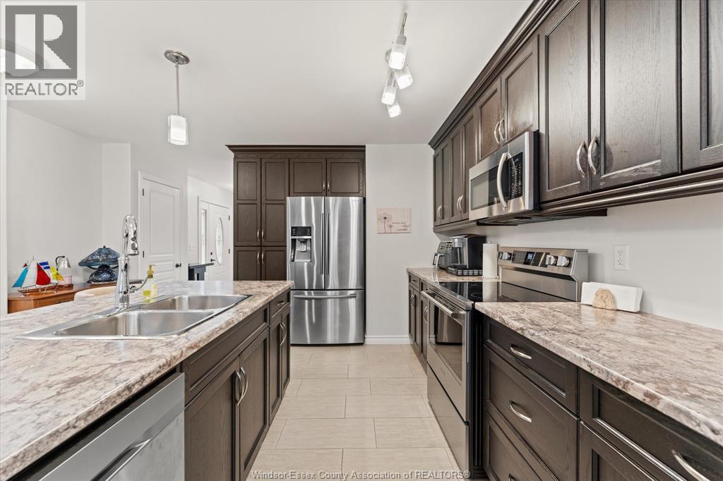 357 BOISMIER AVENUE - 8