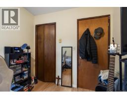 941 Inskip St, Esquimalt, BC V9A4J6 Photo 20
