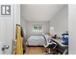 941 Inskip St, Esquimalt, BC V9A4J6 Photo 26