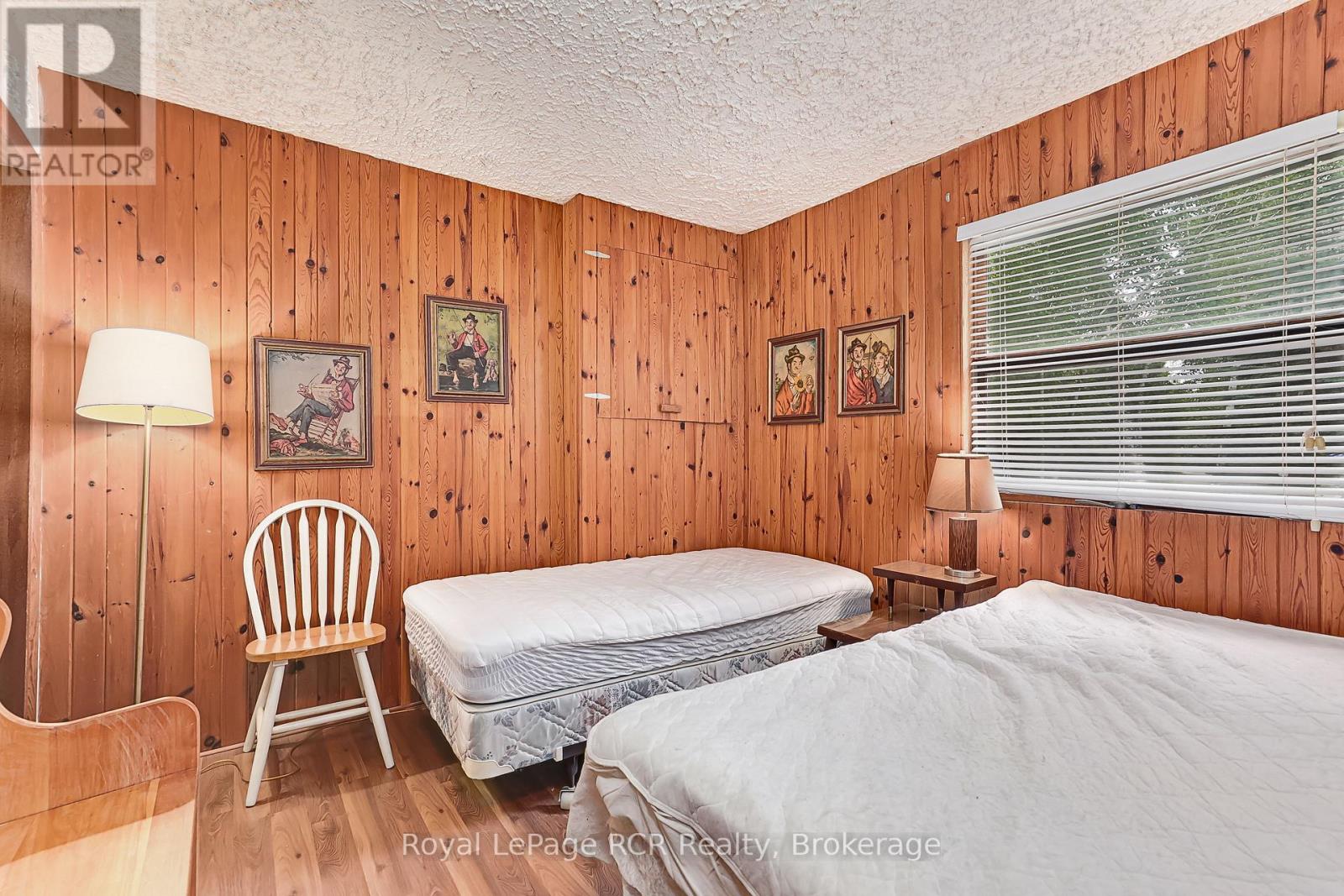 35 GEORGIAN MANOR DRIVE - 10