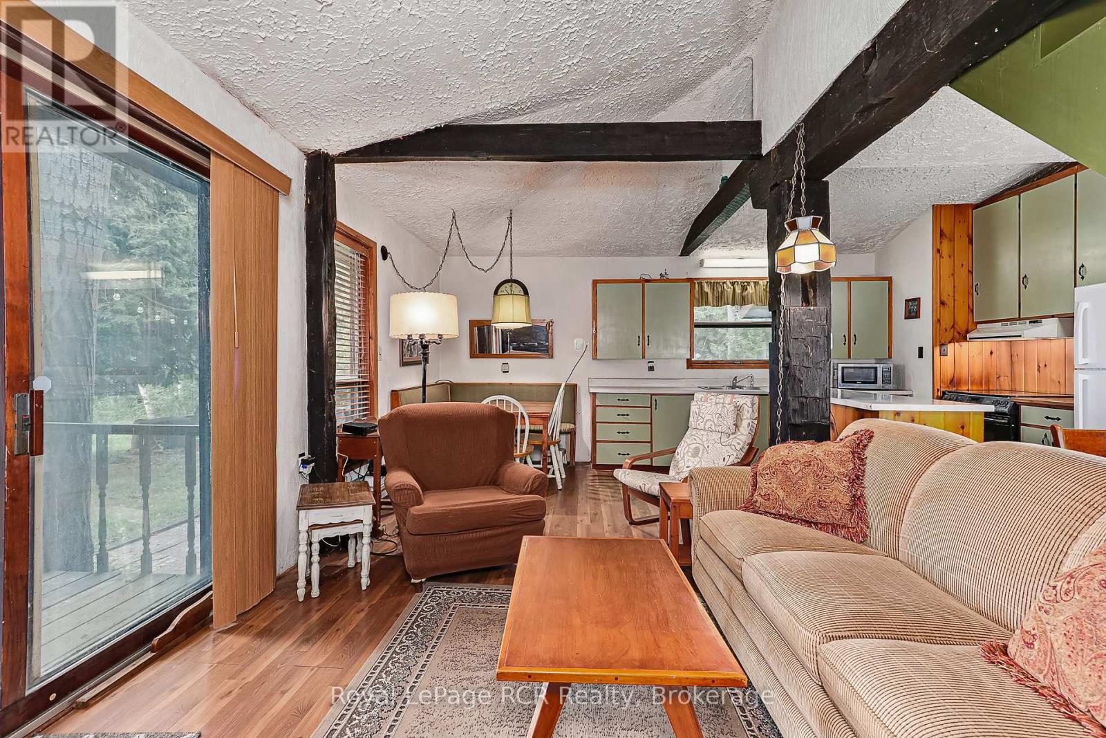35 GEORGIAN MANOR DRIVE - 16