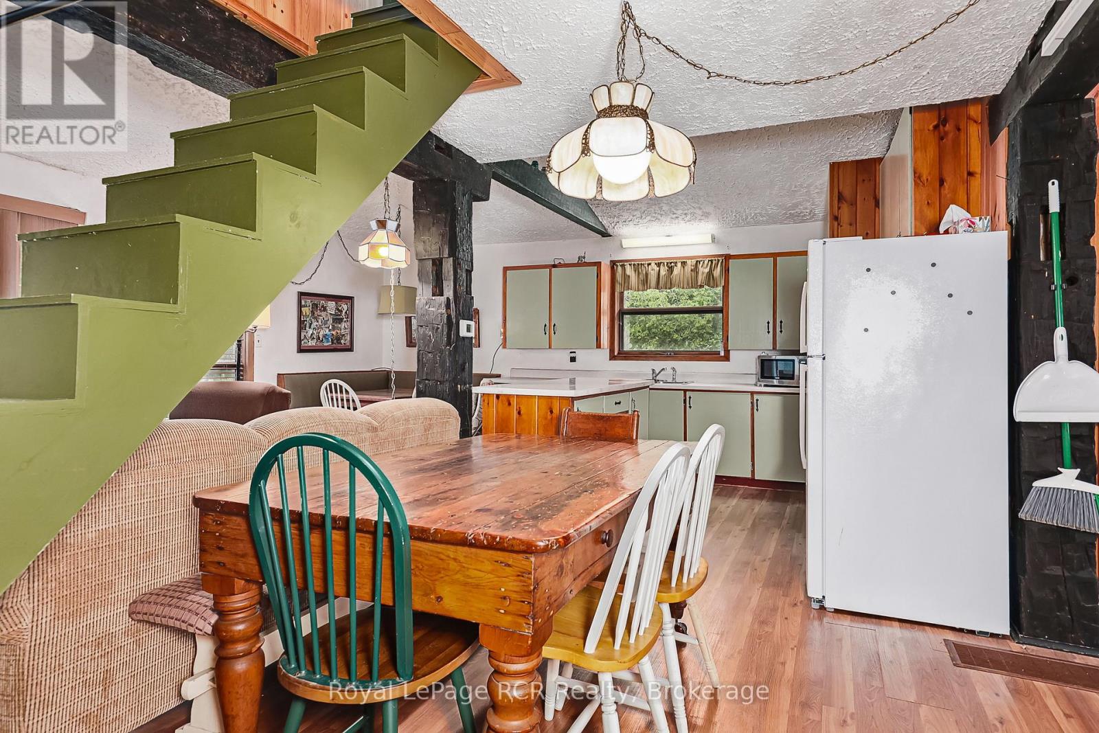35 GEORGIAN MANOR DRIVE - 18
